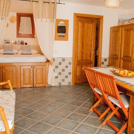 Casa Danilo Lejlighed San Teodoro  Eksteriør billede