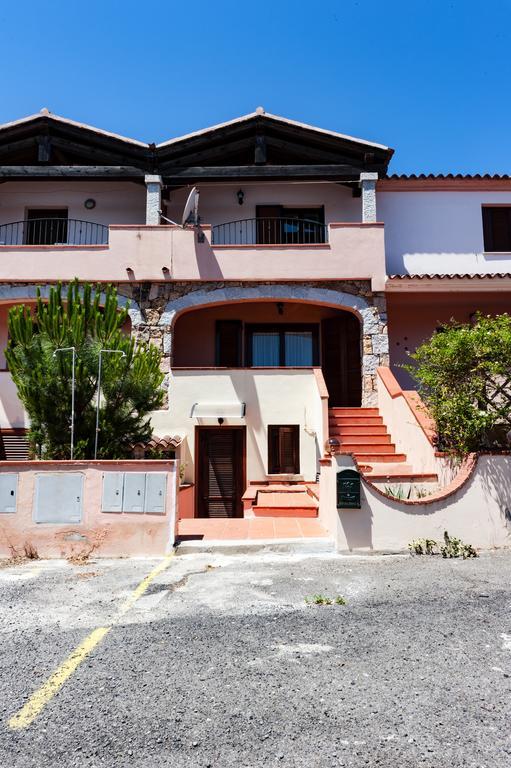 Casa Danilo Lejlighed San Teodoro  Eksteriør billede